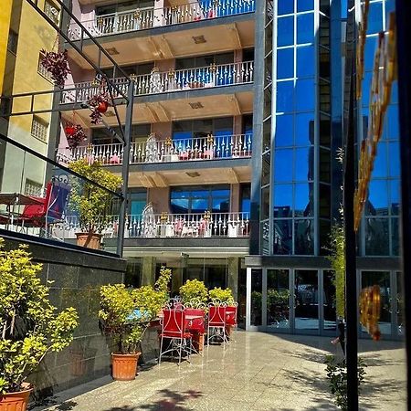 Hotel Elysee Tirana Exterior foto