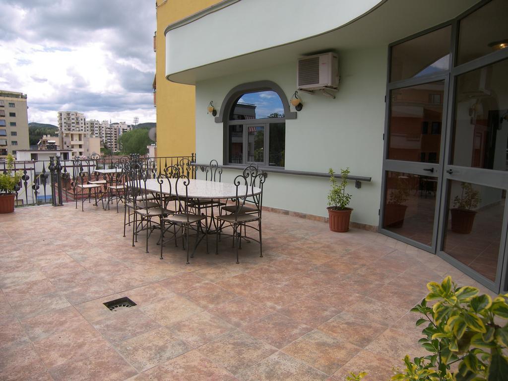 Hotel Elysee Tirana Exterior foto