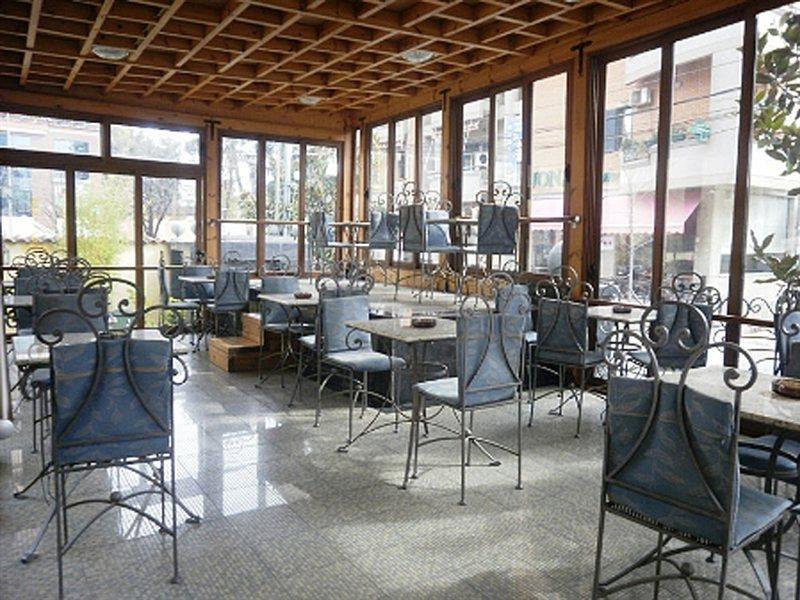 Hotel Elysee Tirana Restaurante foto