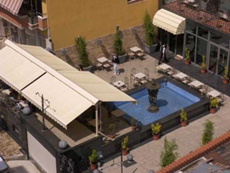 Hotel Elysee Tirana Instalações foto